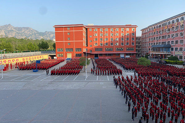 登封少林寺武术学校