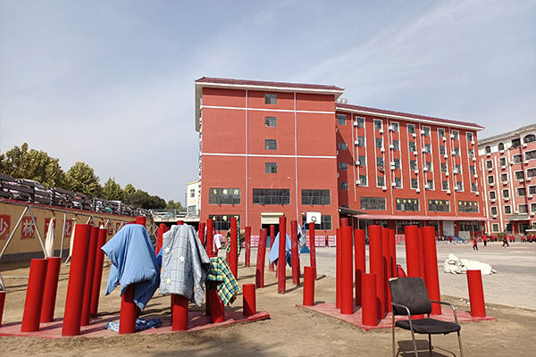 嵩山少林文武学校